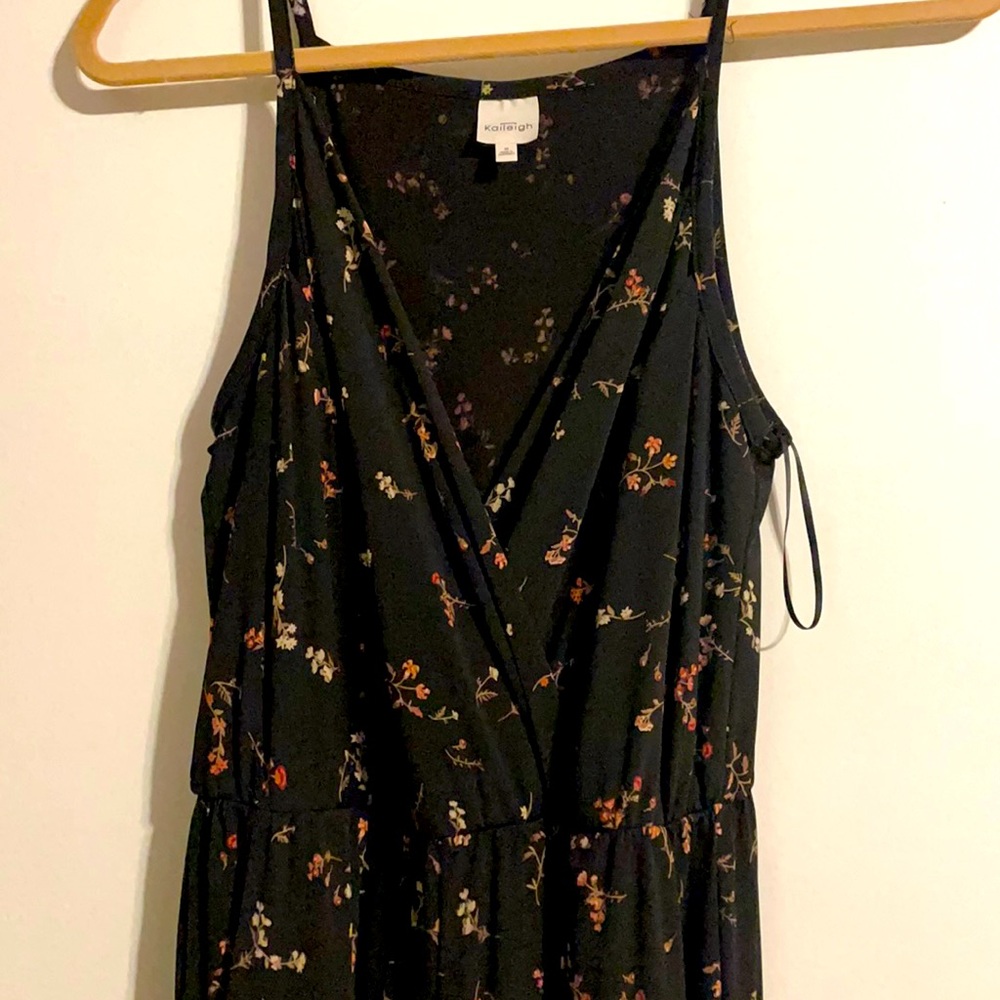 Sleeveless pant suit/jumpsuit